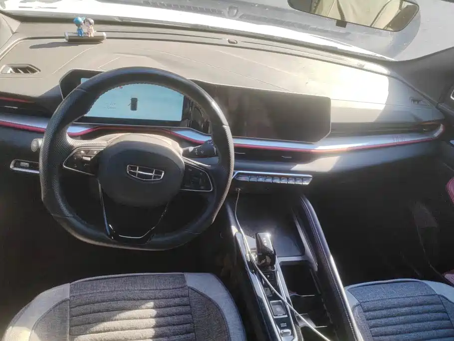 Geely Binyue — миниатюра 12