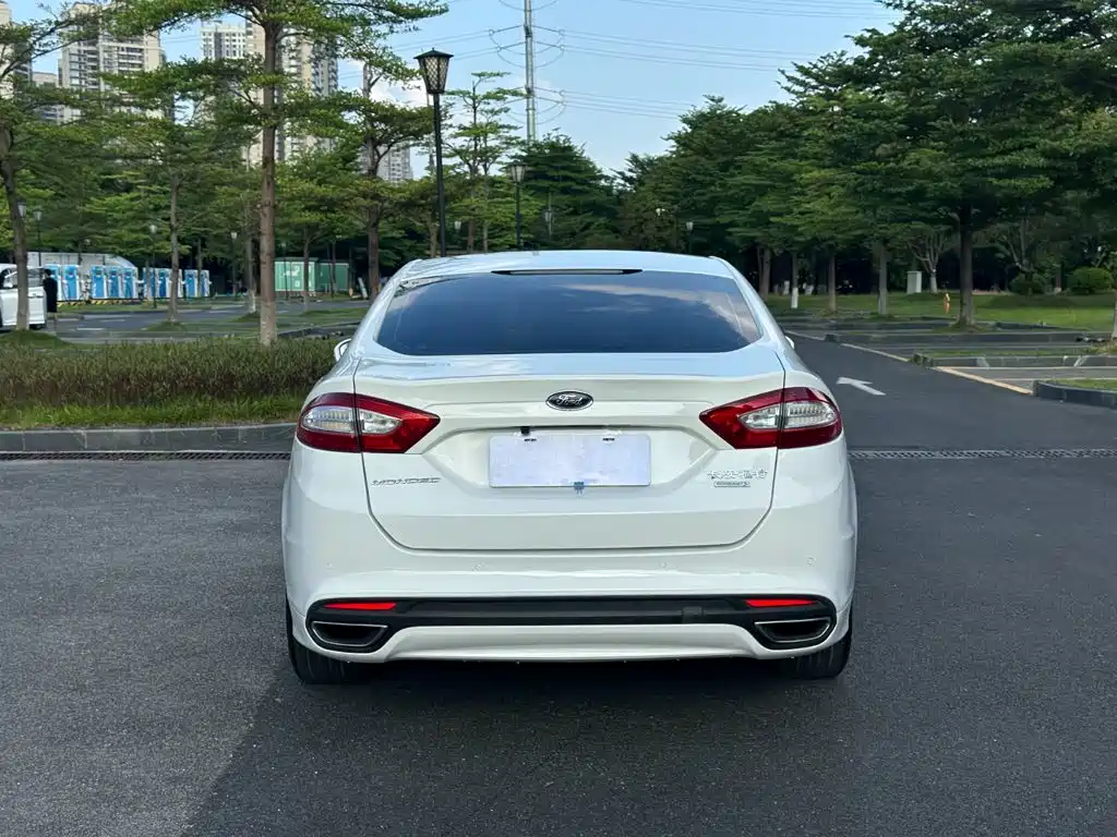 Ford Mondeo — миниатюра 17