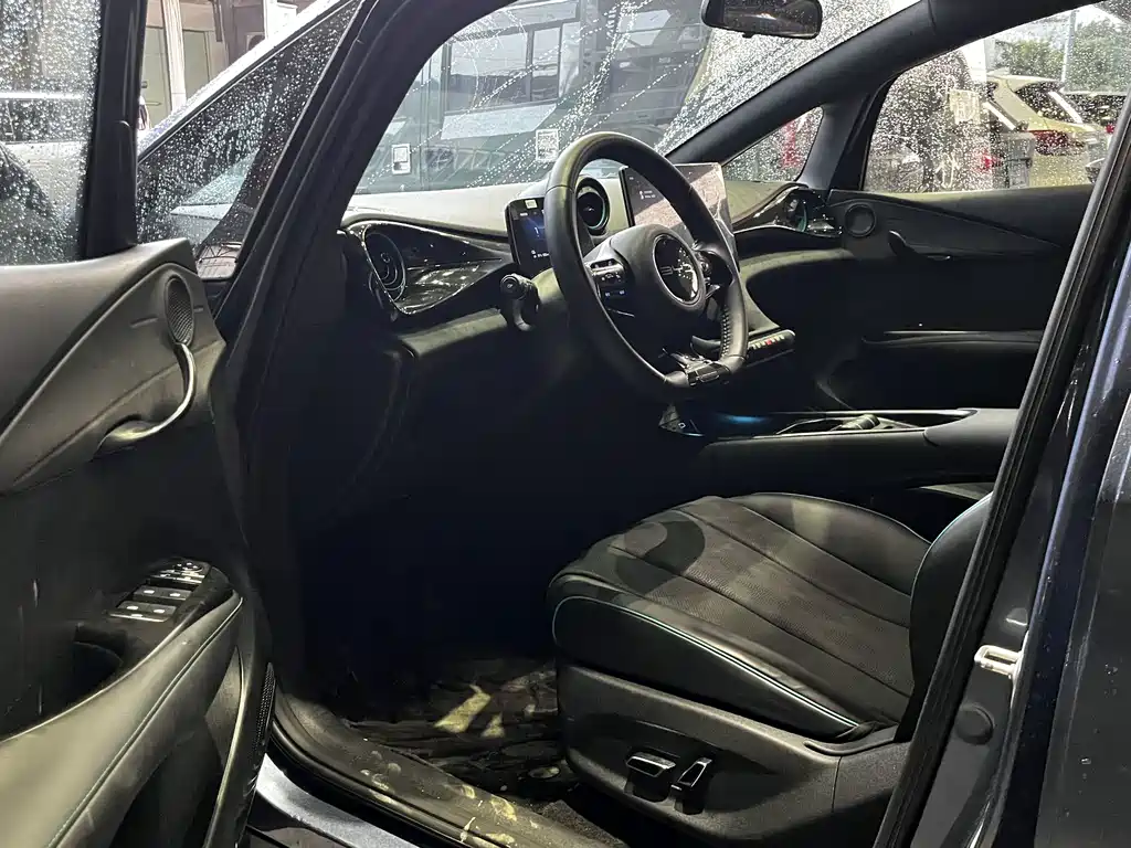 BYD Dolphin — миниатюра 4