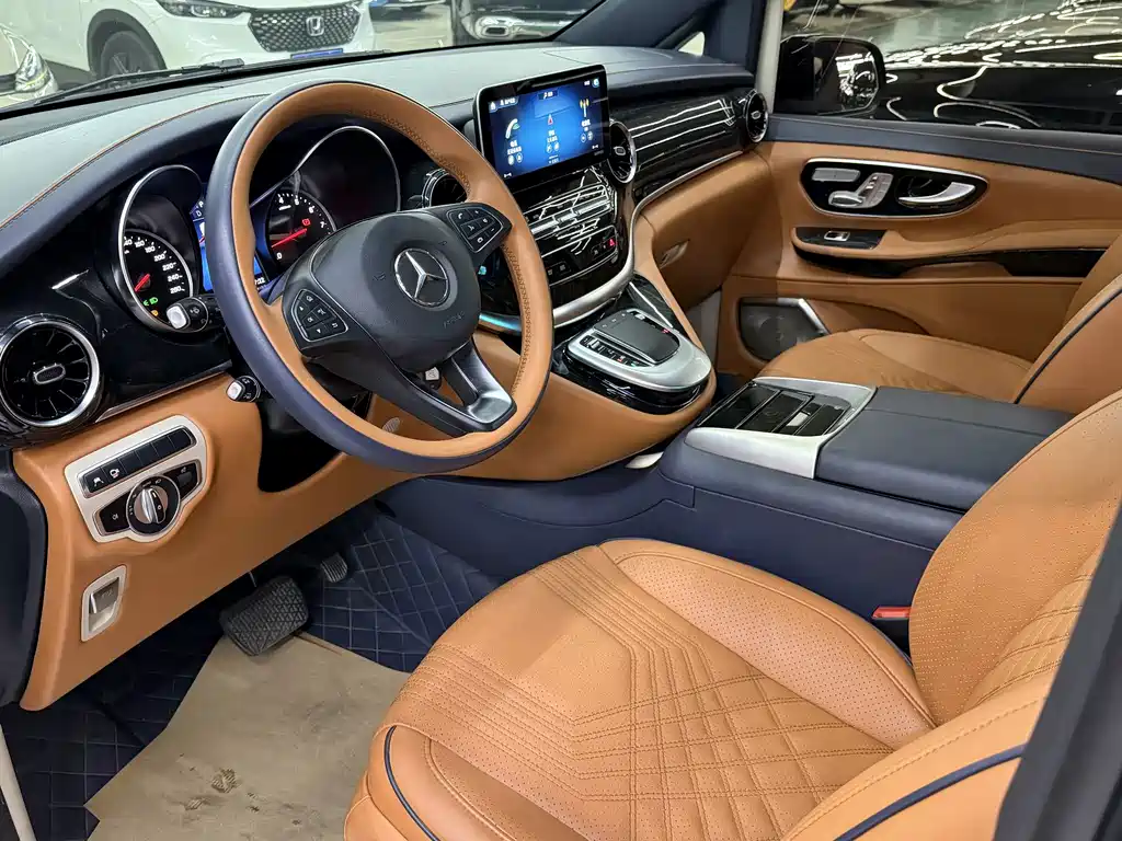 Mercedes-Benz V-Class — миниатюра 4