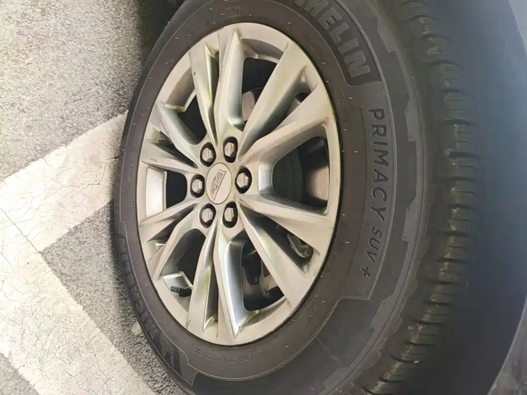 Cadillac XT5 — миниатюра 12