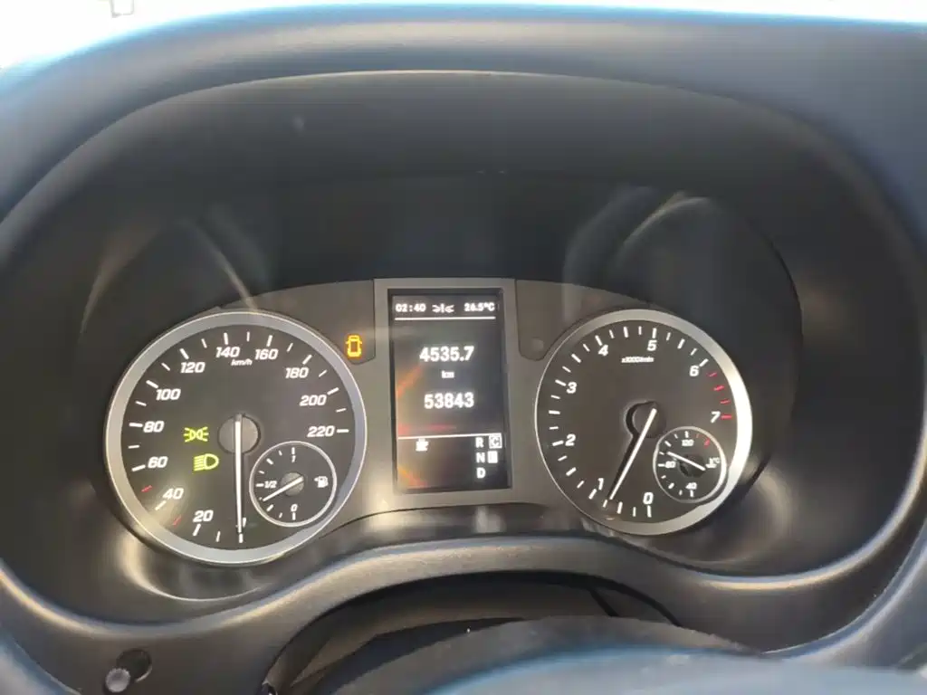 Mercedes-Benz Vito — миниатюра 12