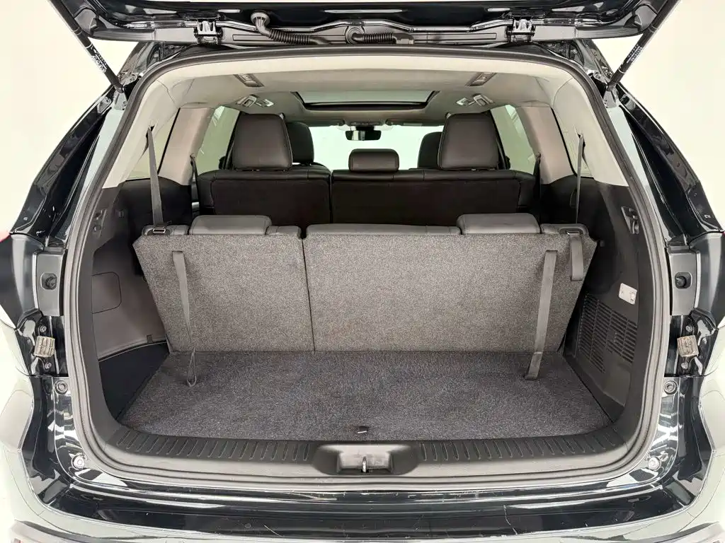Toyota Highlander — миниатюра 27
