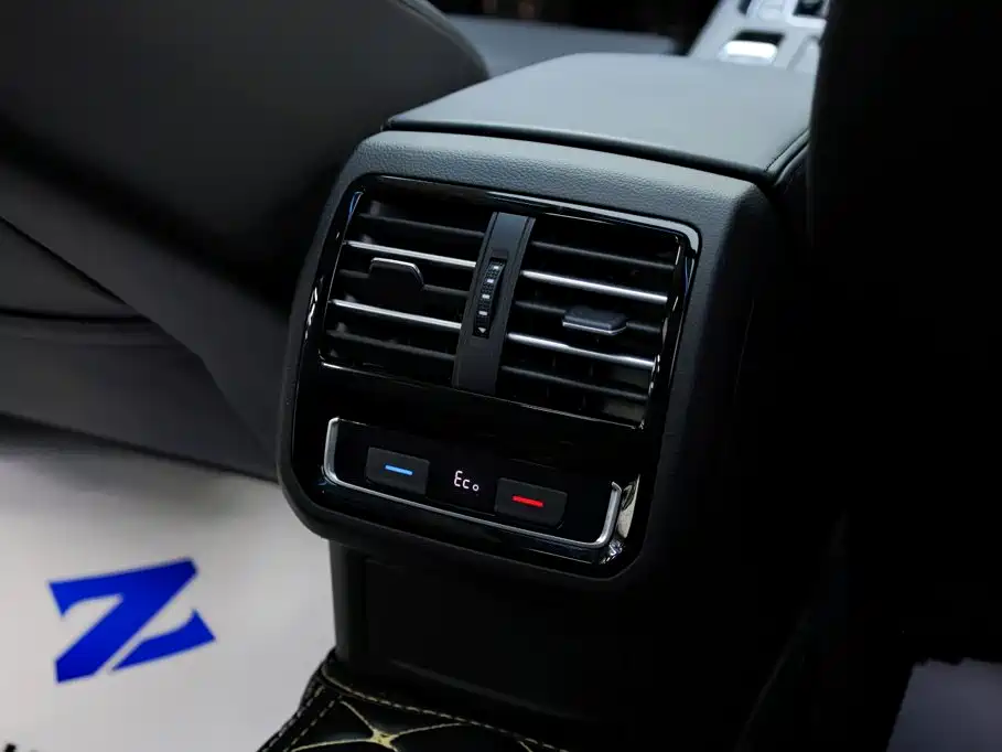 Volkswagen Viloran New Energy — миниатюра 32