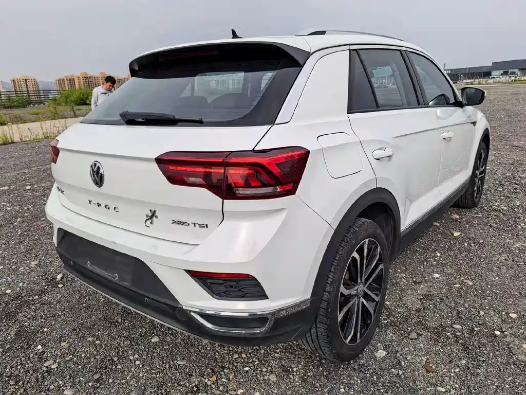 Volkswagen T-Roc — миниатюра 6