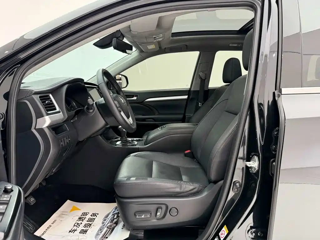 Toyota Highlander — миниатюра 16