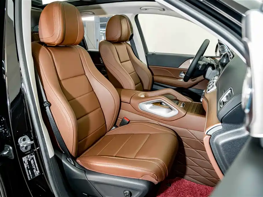 Mercedes-Benz GLE (Import) — миниатюра 21