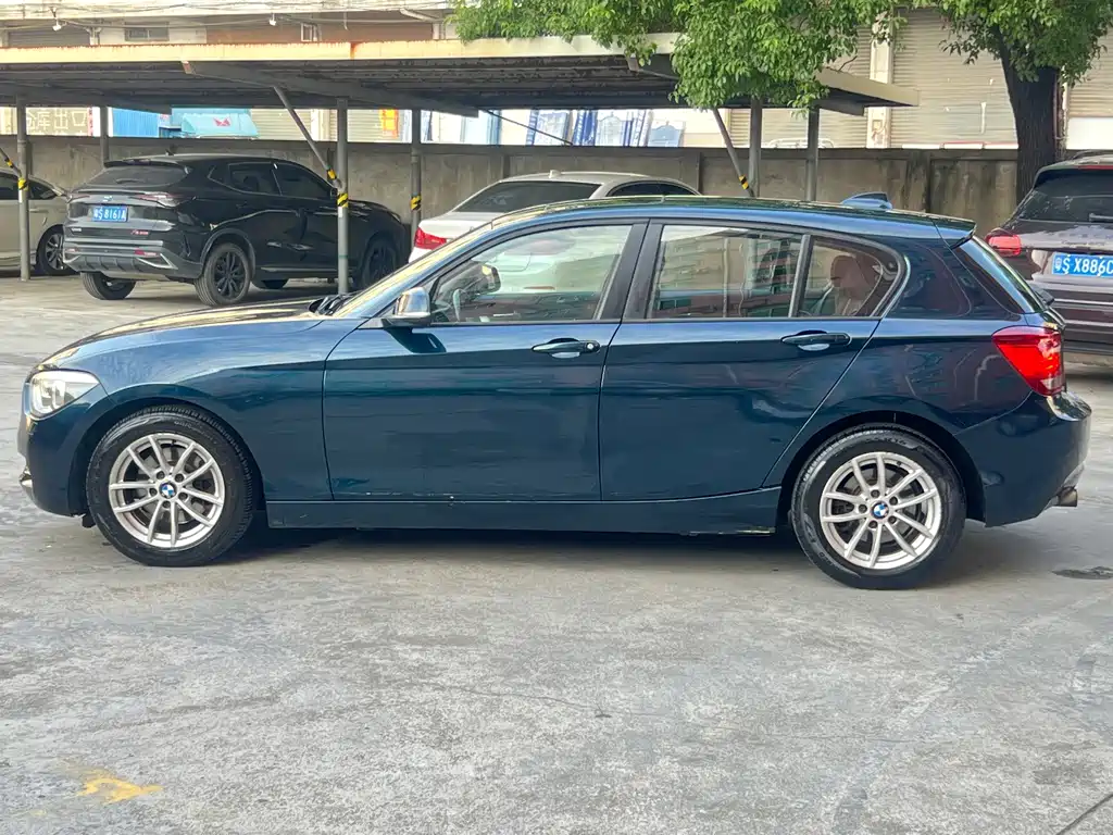 BMW 1 Series (Import) — миниатюра 8