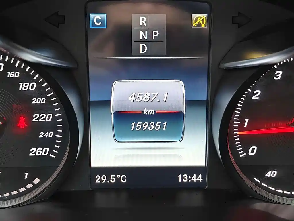 Mercedes-Benz GLC — миниатюра 17