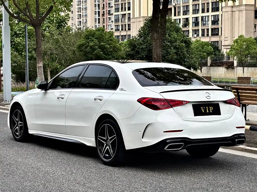 Mercedes-Benz C-Class — миниатюра 5