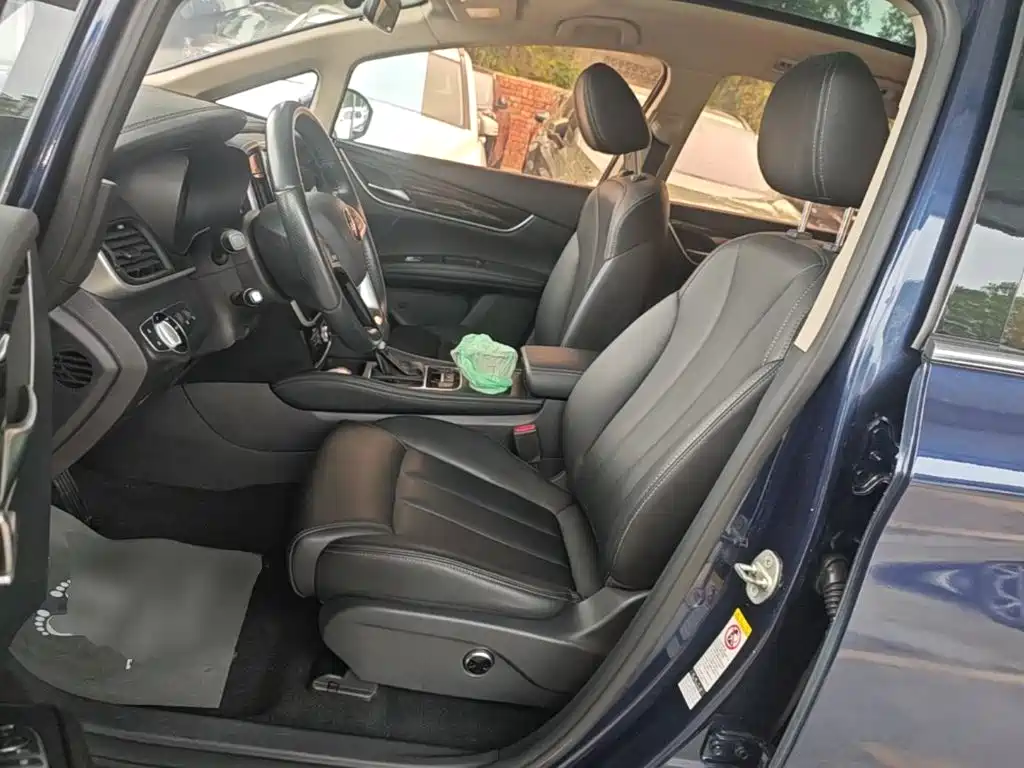 BYD MAX — миниатюра 15