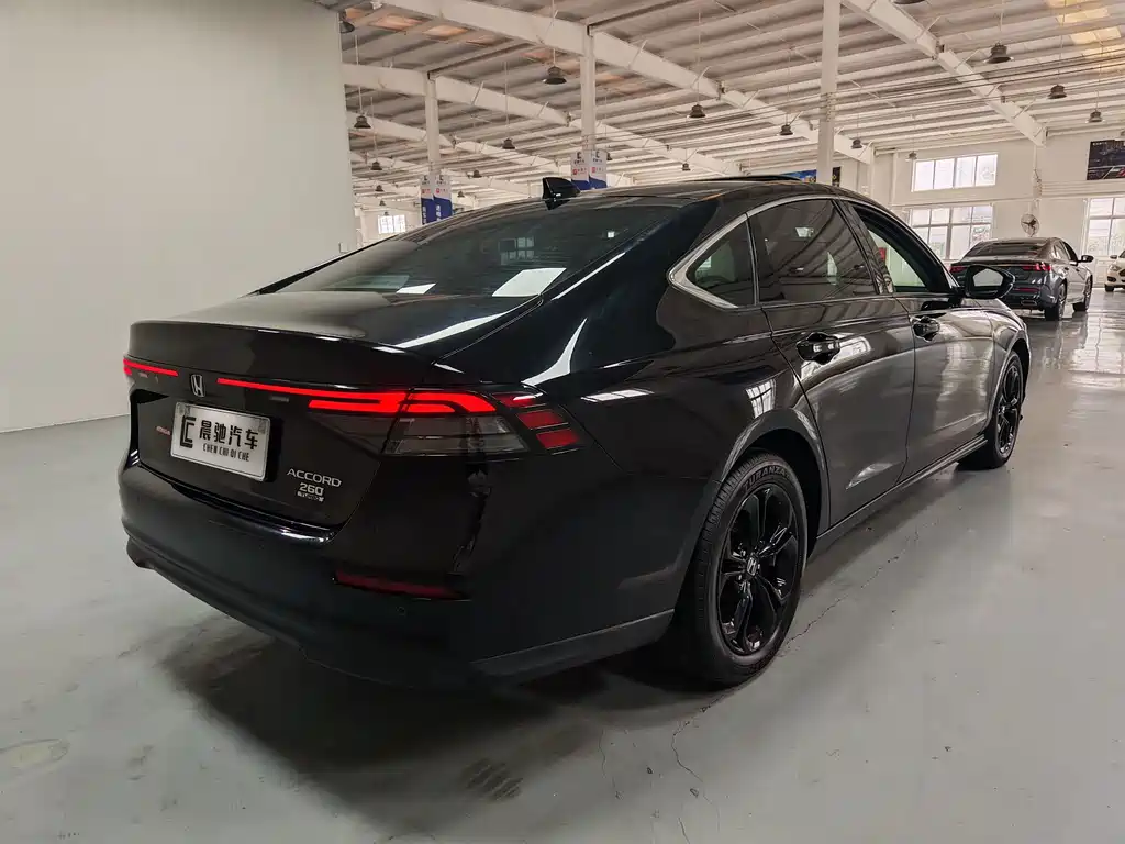 Honda Accord — миниатюра 4