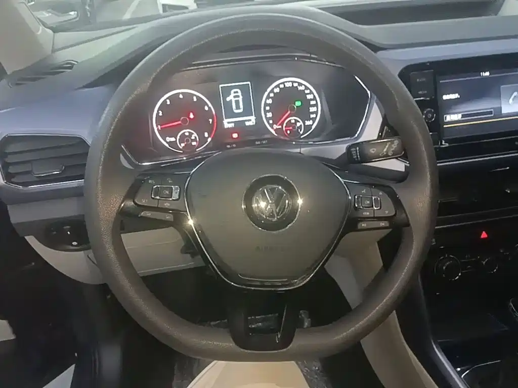 Volkswagen T-Cross — миниатюра 11