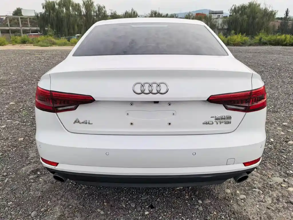 Audi A4L — миниатюра 5