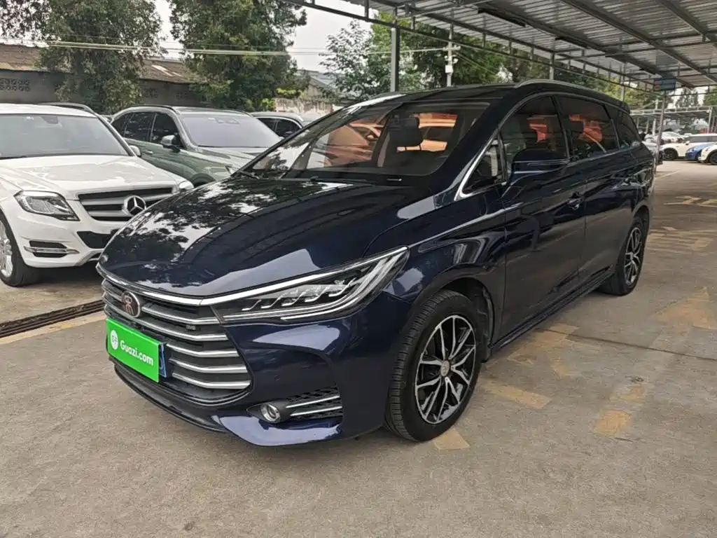BYD MAX — миниатюра 2