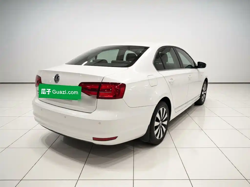 Volkswagen Sagitar — миниатюра 6