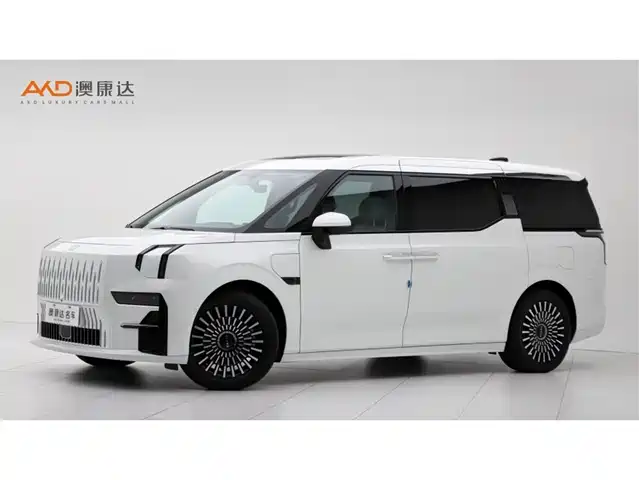 2023 Zeekr 009