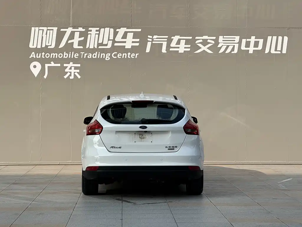 Ford Focus 2018 EcoBoost 125 AT