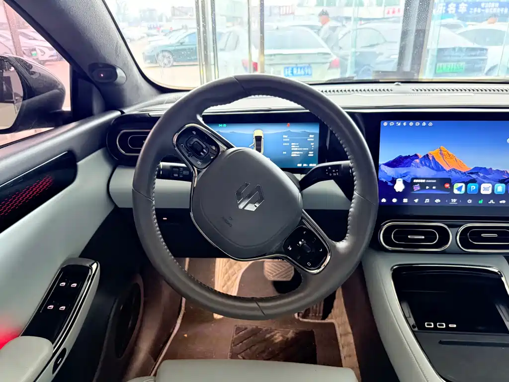 Leapmotor C01