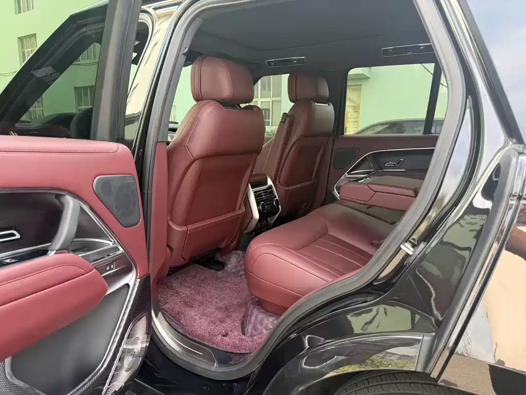 Land Rover Range Rover — миниатюра 6