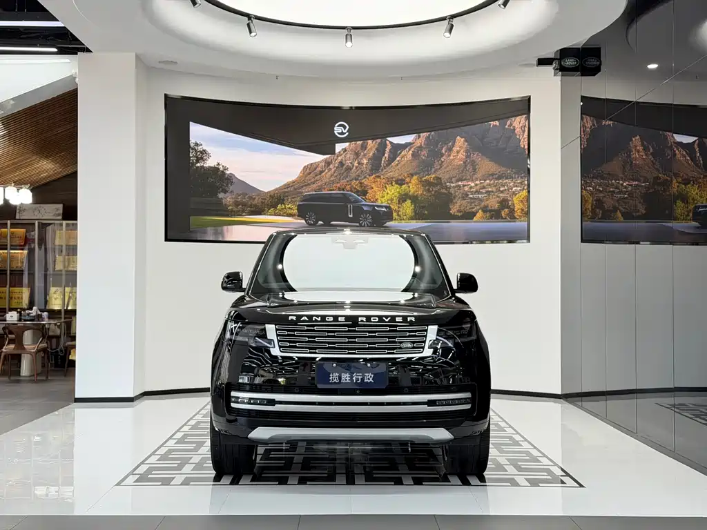 Land Rover Range Rover 2025 3.0 L6 400PS Long Wheelbase