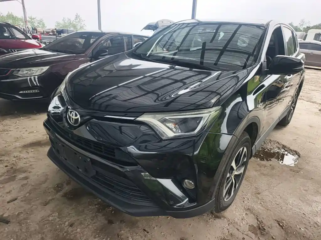 Toyota RAV4 — миниатюра 2
