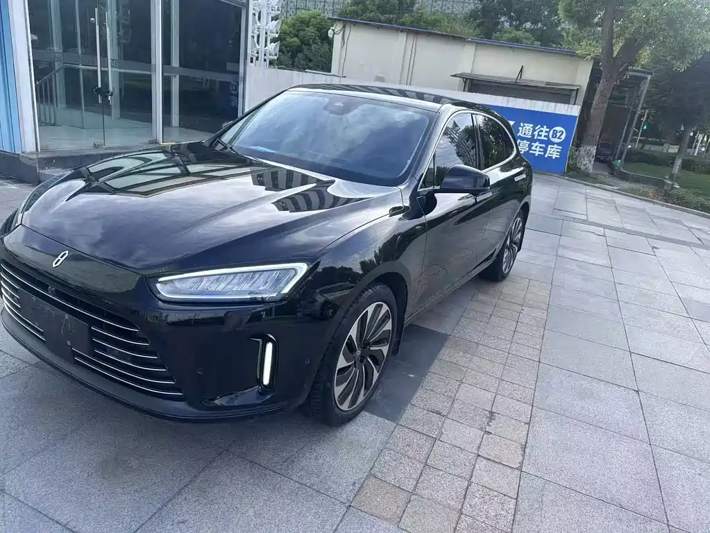 AITO AITO M5
