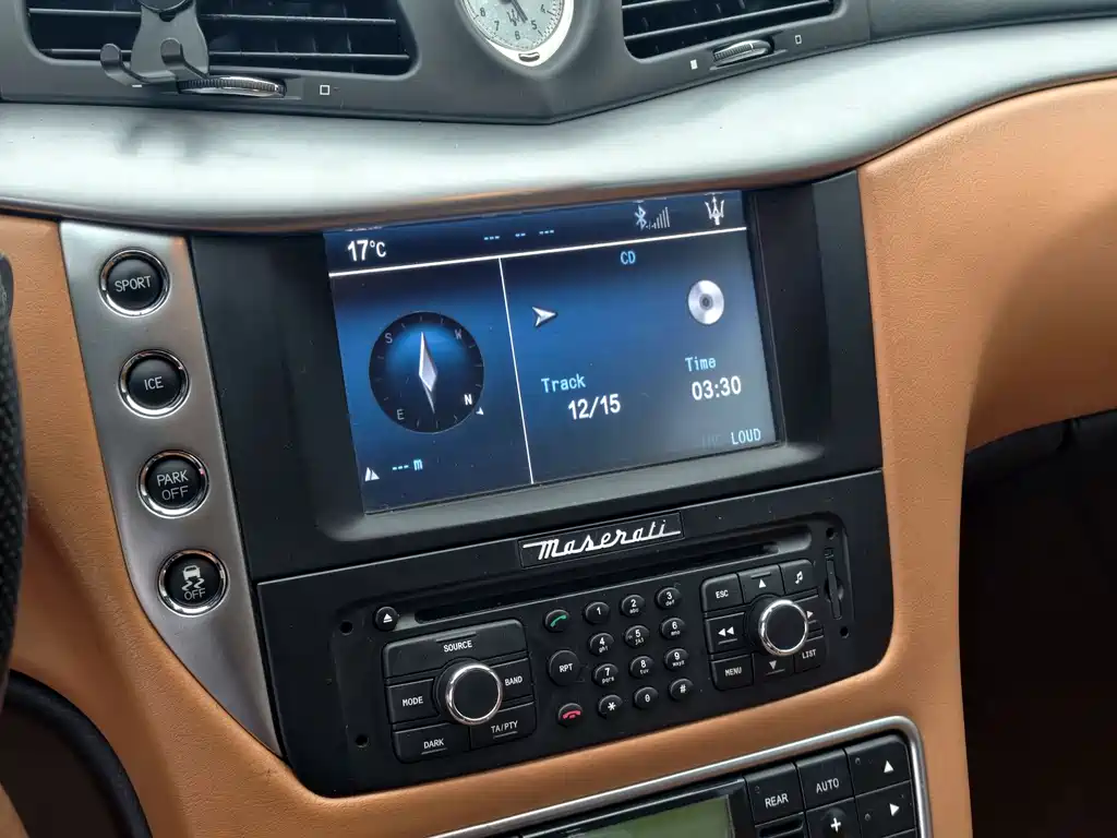 Maserati GranCabrio — миниатюра 8