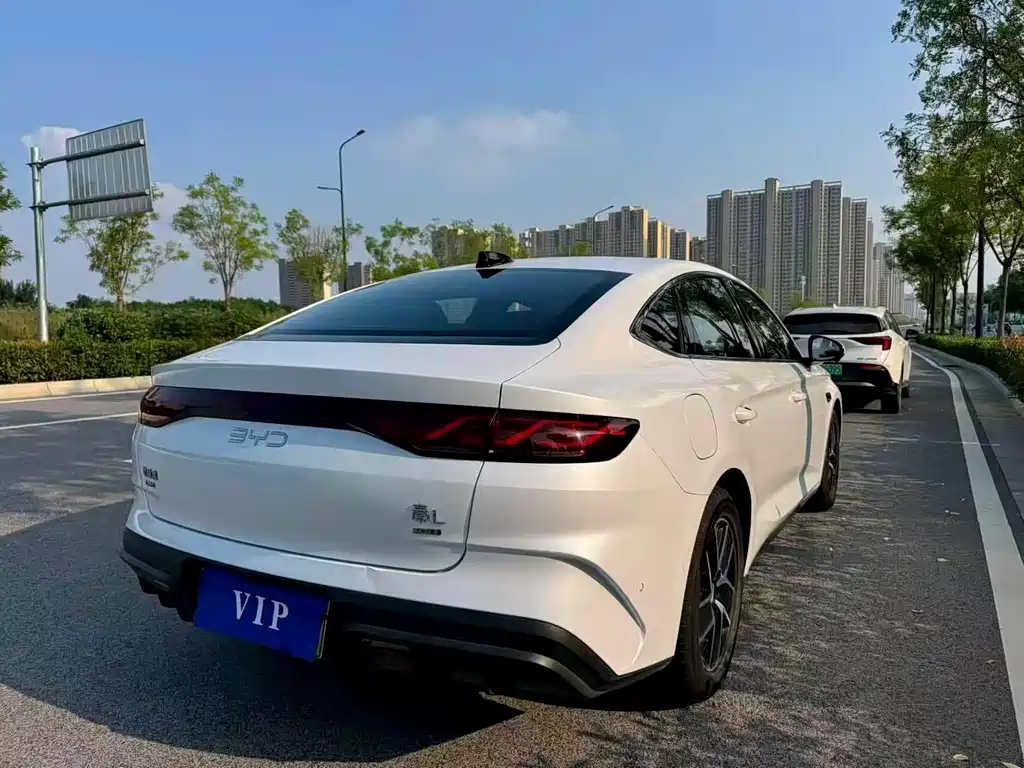 BYD Qin L — миниатюра 7
