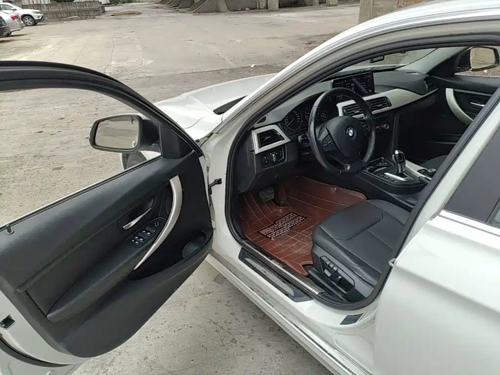 BMW 3 Series — миниатюра 16