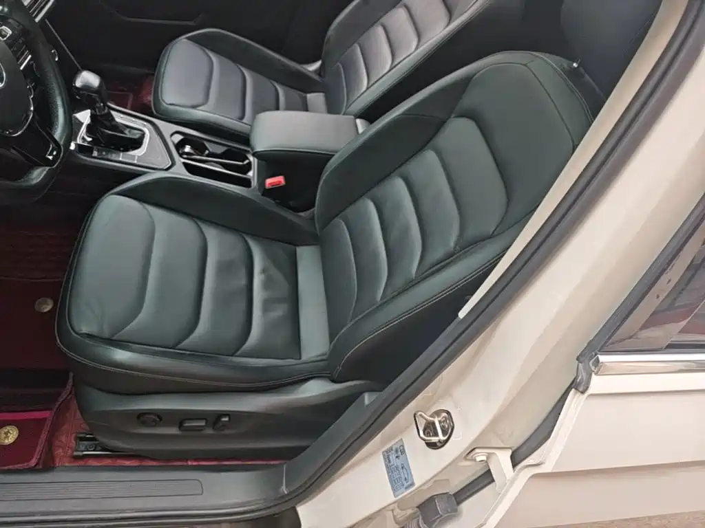 Volkswagen Tiguan L — миниатюра 15