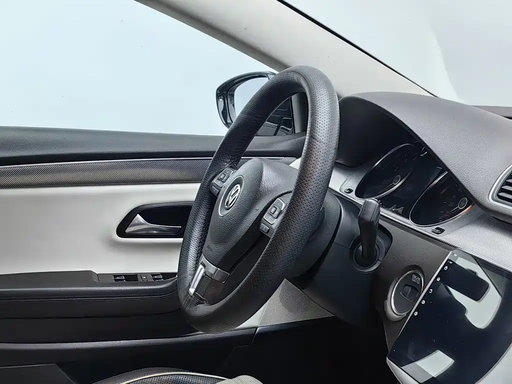 Volkswagen CC — миниатюра 22