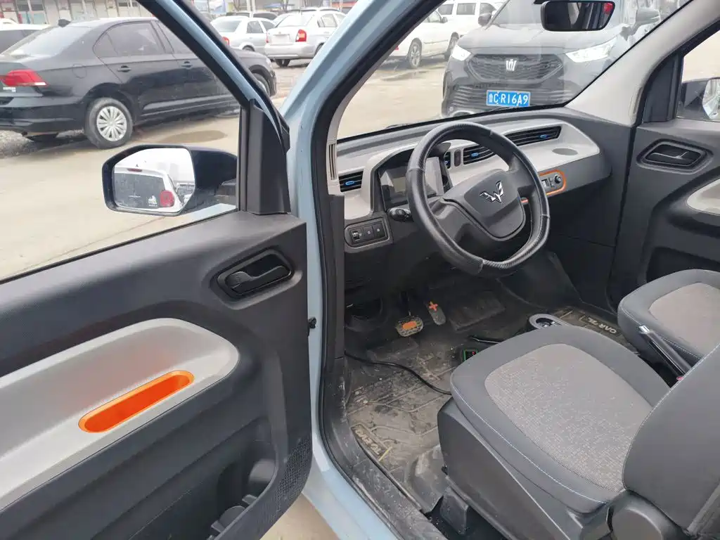 Wuling MINIEV — миниатюра 16