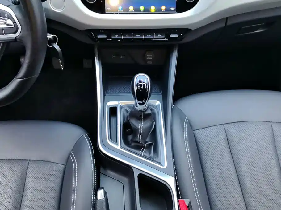 Geely Vision X3 — миниатюра 16