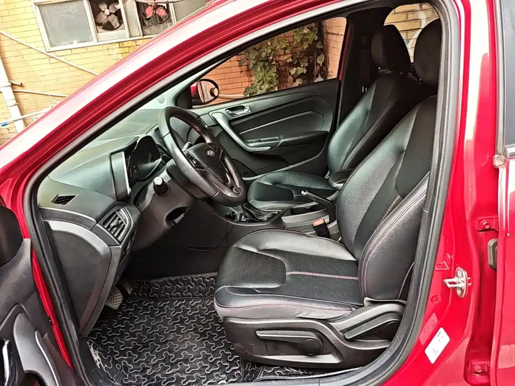 Chery Arrizo 5 — миниатюра 15
