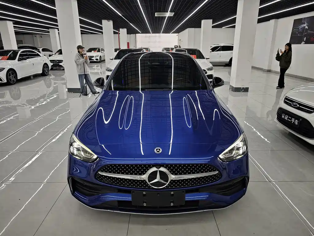 Mercedes-Benz C-Class 2022