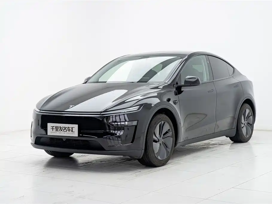 Tesla Model Y 2026