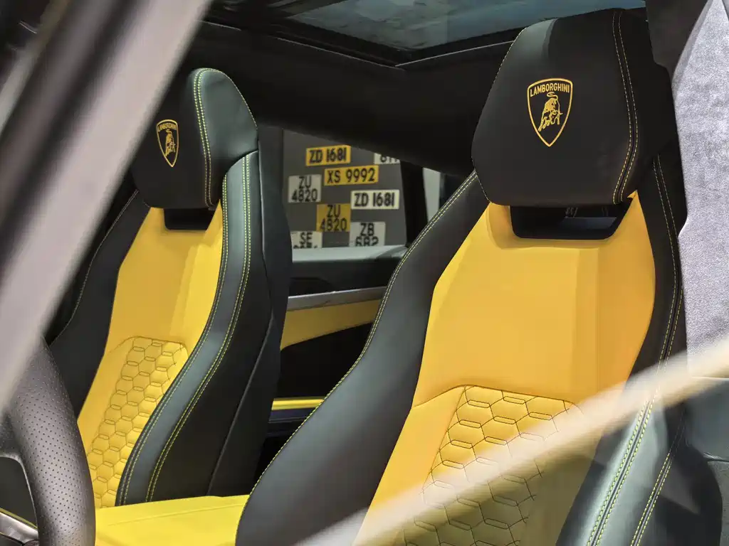 Lamborghini Urus — миниатюра 9