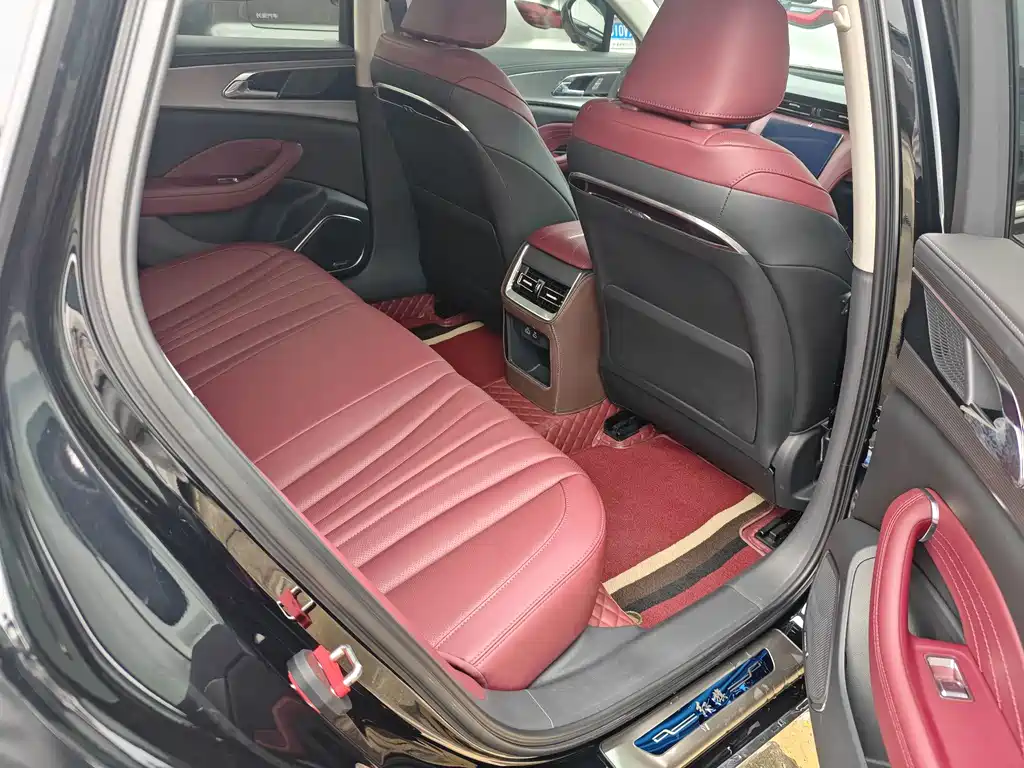 Hongqi Hongqi H5 — миниатюра 11