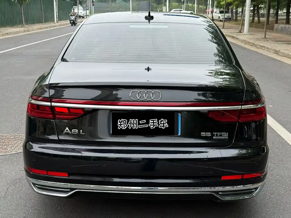 Audi A8 — миниатюра 8
