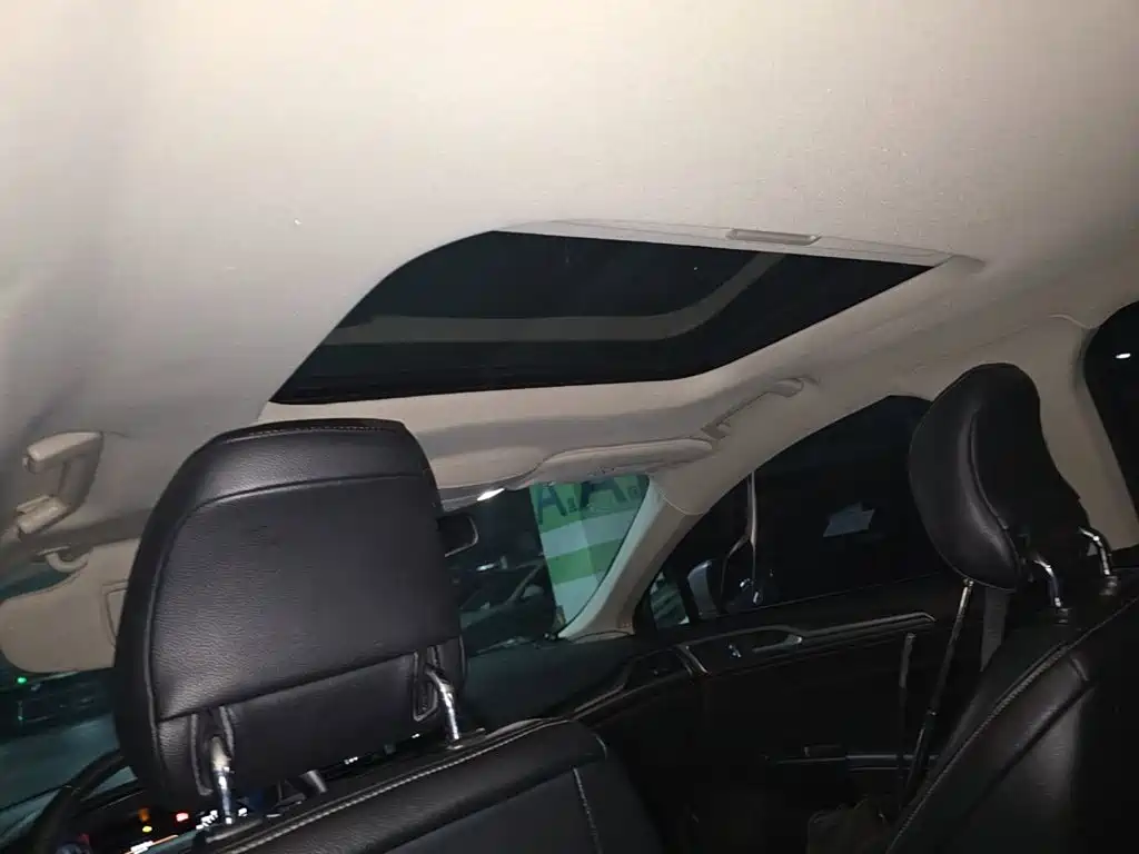 Ford Mondeo — миниатюра 18
