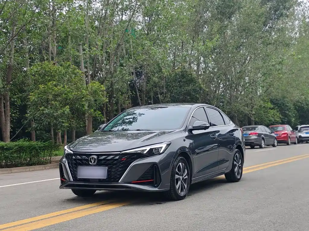 Changan Eado — миниатюра 2