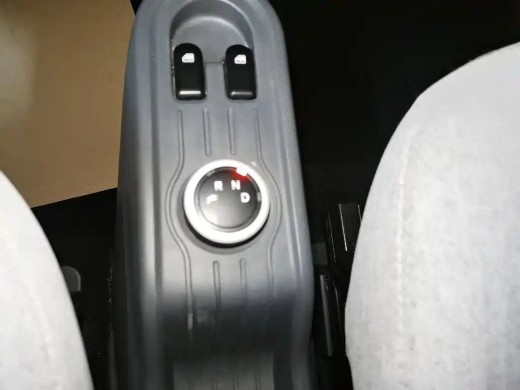 Wuling MINIEV — миниатюра 14