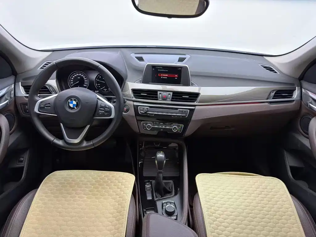 BMW X1 — миниатюра 5