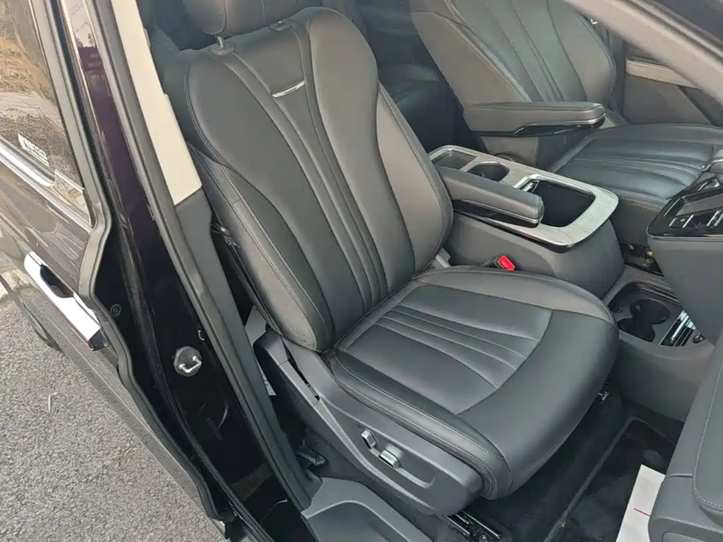Hongqi Hongqi HQ9 PHEV — миниатюра 25