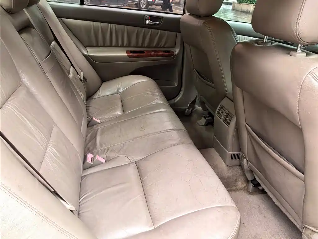 Toyota Camry 2005 2.4 Luxury