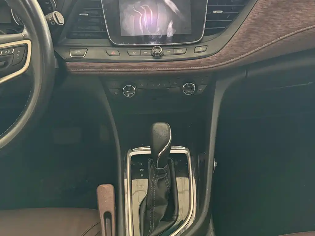Buick GL6 — миниатюра 9