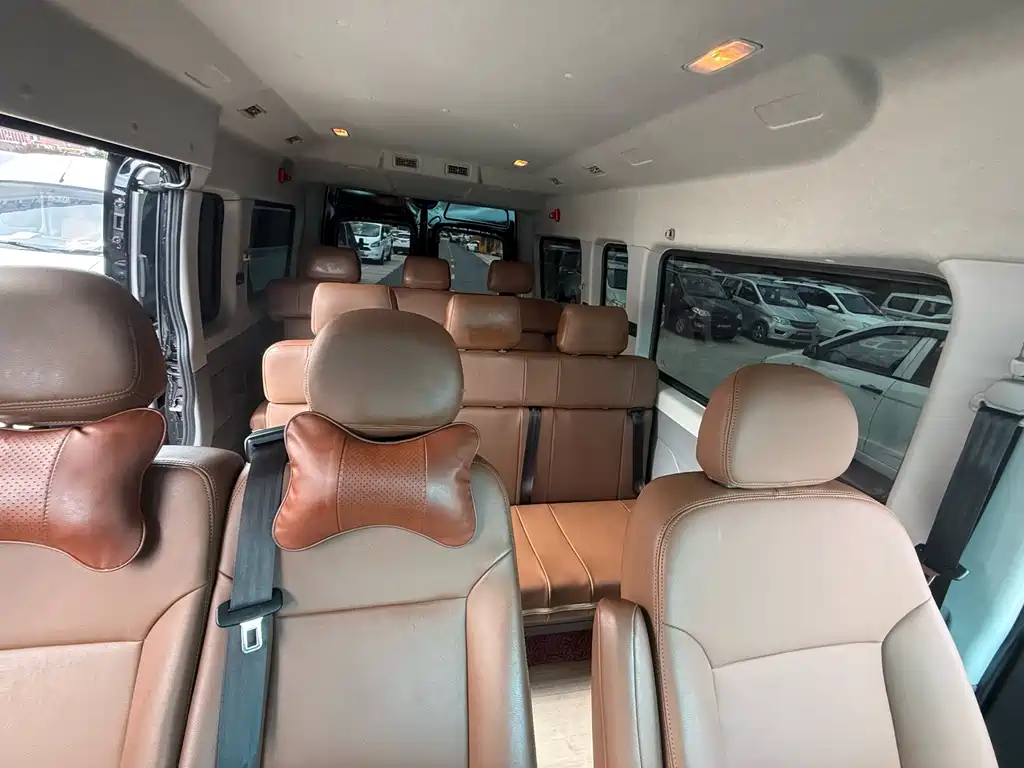 Maxus V80 2024 PRO 6AMT 147Ps 9 мест