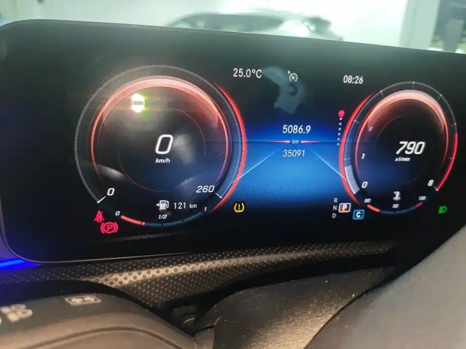 Mercedes-Benz CLA (Import) — миниатюра 2