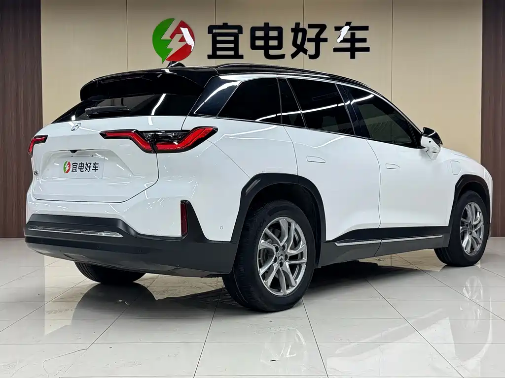 NIO ES6 — миниатюра 5